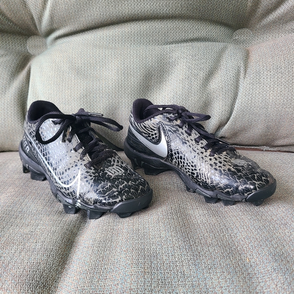 Nike OBJ Shark football cleats 2.5Y